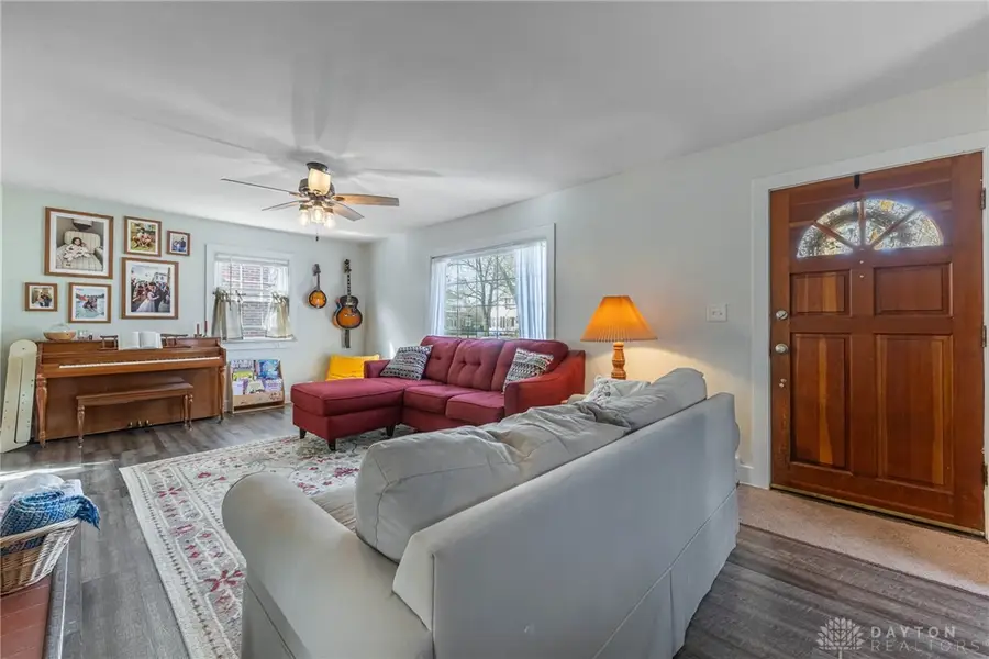 127 S Kensington Place, Springfield, OH 45504 - #2