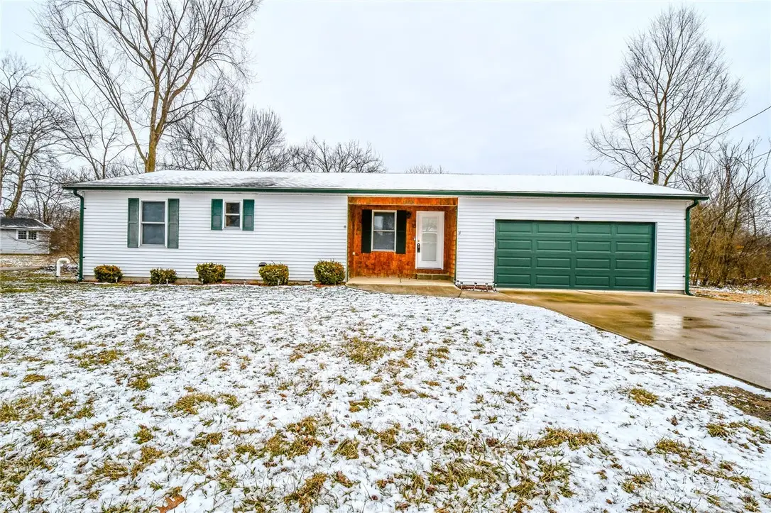 1368 Beach Drive, Medway, OH 45341 - #1