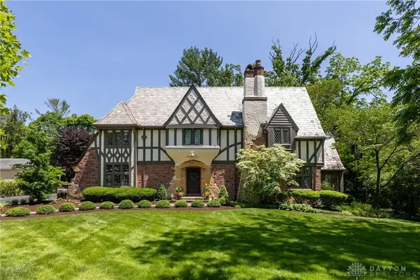 1500 Ridgeway Road, Oakwood, OH 45419