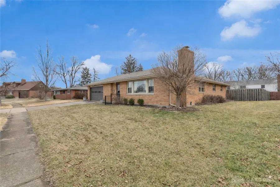 654 Cushing Avenue, Dayton, OH 45429 - #3