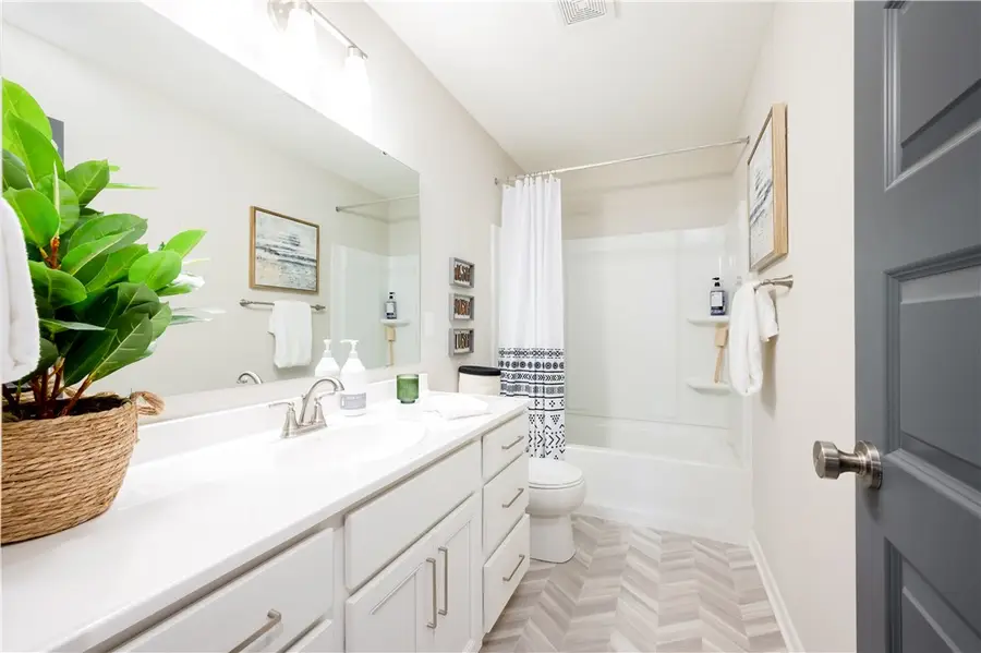 819 Hunters Run Drive, Brookville, OH 45309 - #3