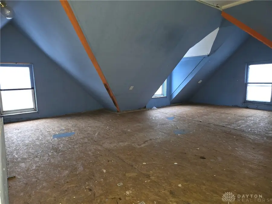 727 W High Street, Springfield, OH 45506 - #2