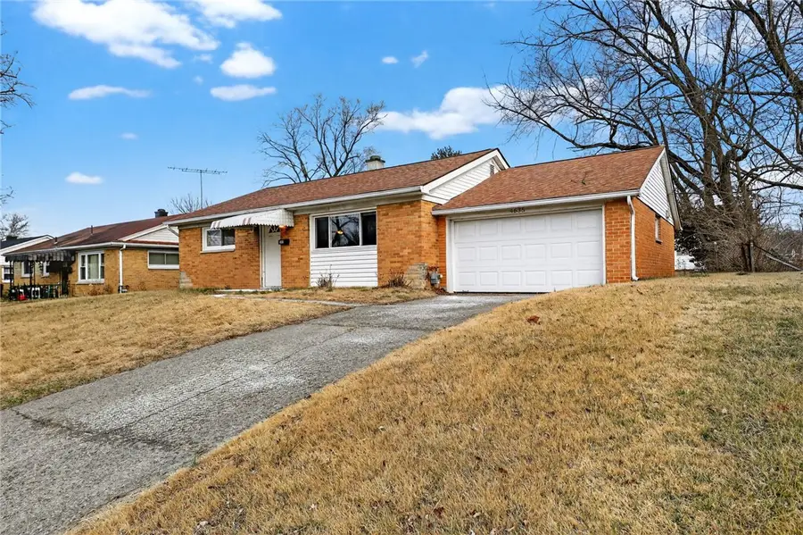 4635 Owens Drive, Dayton, OH 45406 - #2