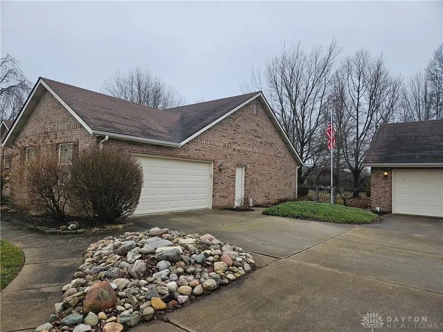 4909 Shannon Avenue, Bethel, OH 45504 - #2