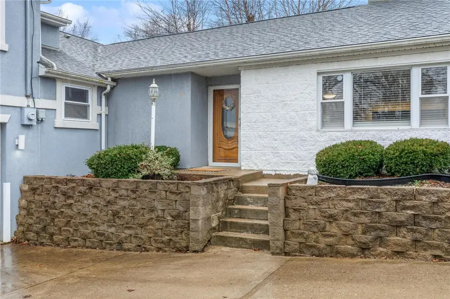 4083 Dayton Xenia Road, Beavercreek, OH 45432 - #2