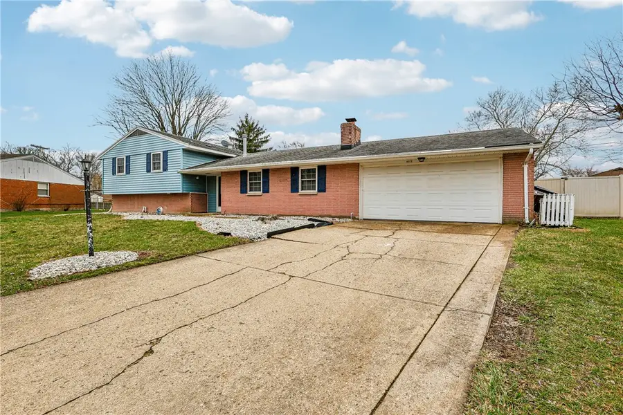 4512 Sydenham Road, Englewood, OH 45322 - #2