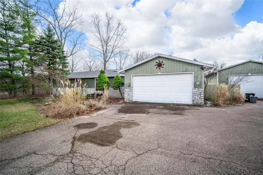 1410 Orchard Hill Drive, Miamisburg, OH 45342 - #2