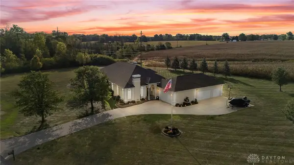 7501 S Brookstone Place, Brookville, OH 45309