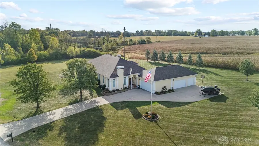 7501 S Brookstone Place, Brookville, OH 45309 - #2