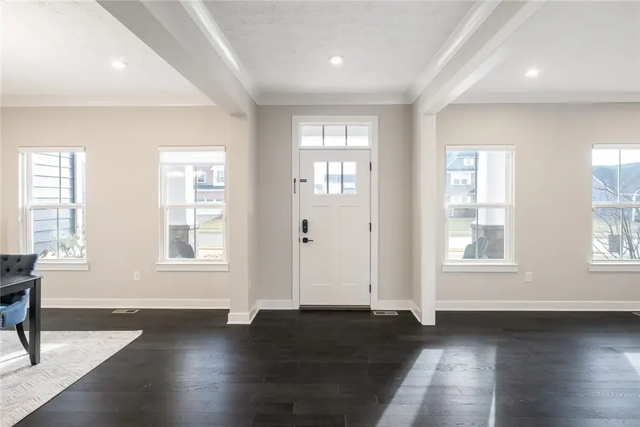 861 Acorn Drive, Sugarcreek, OH 45440 - #3