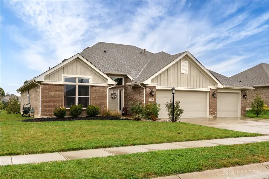 6794 Sun Ridge Way, Waynesville, OH 45068 - #2