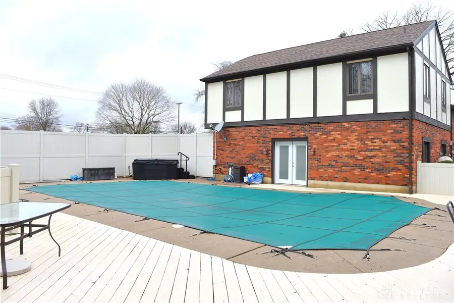 315 N Sunset Drive, Piqua, OH 45356 - #3