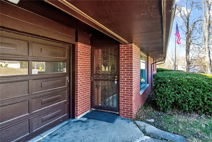 5909 Algoma Street, Dayton, OH 45415 - #2