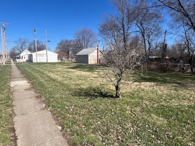 600 E Somers Street, Eaton, OH 45320 - #2