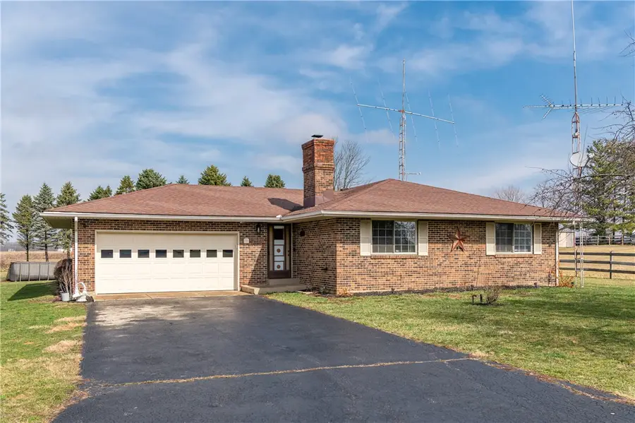 4463 Lewisburg Western Road, Lewisburg, OH 45338 - #2