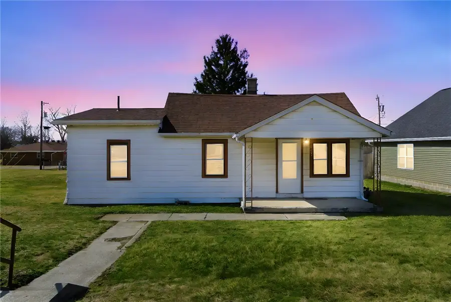 1607 Montgomery Avenue, Fairborn, OH 45324 - #2