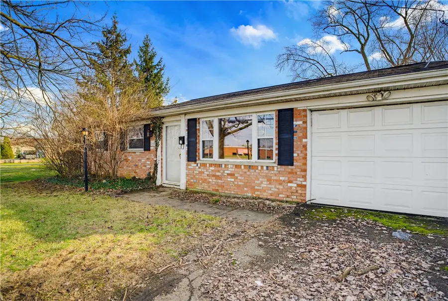 1655 E Crescentville Road, Sharonville, OH 45246 - #2