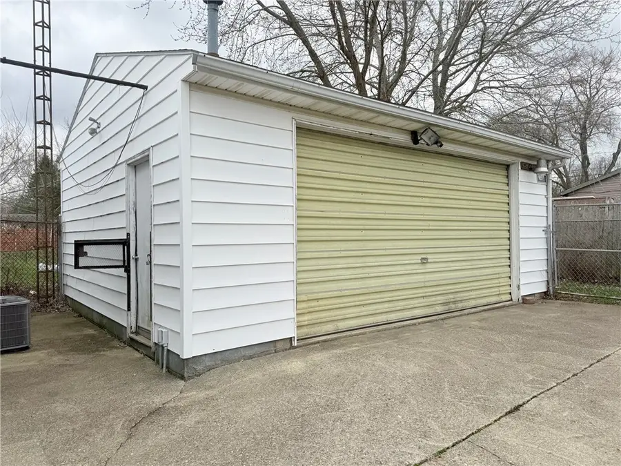 1233 Albemarle Road, Springfield, OH 45504 - #3