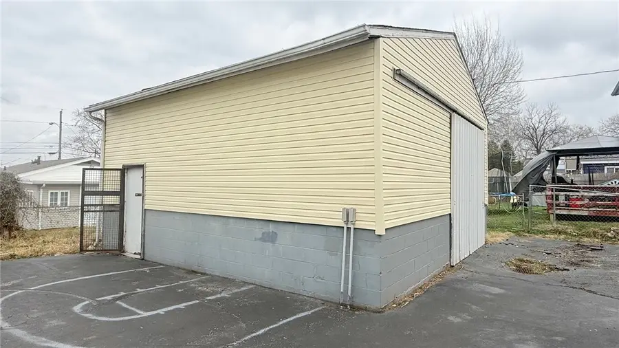 1224 Beverly Avenue, Springfield, OH 45504 - #3