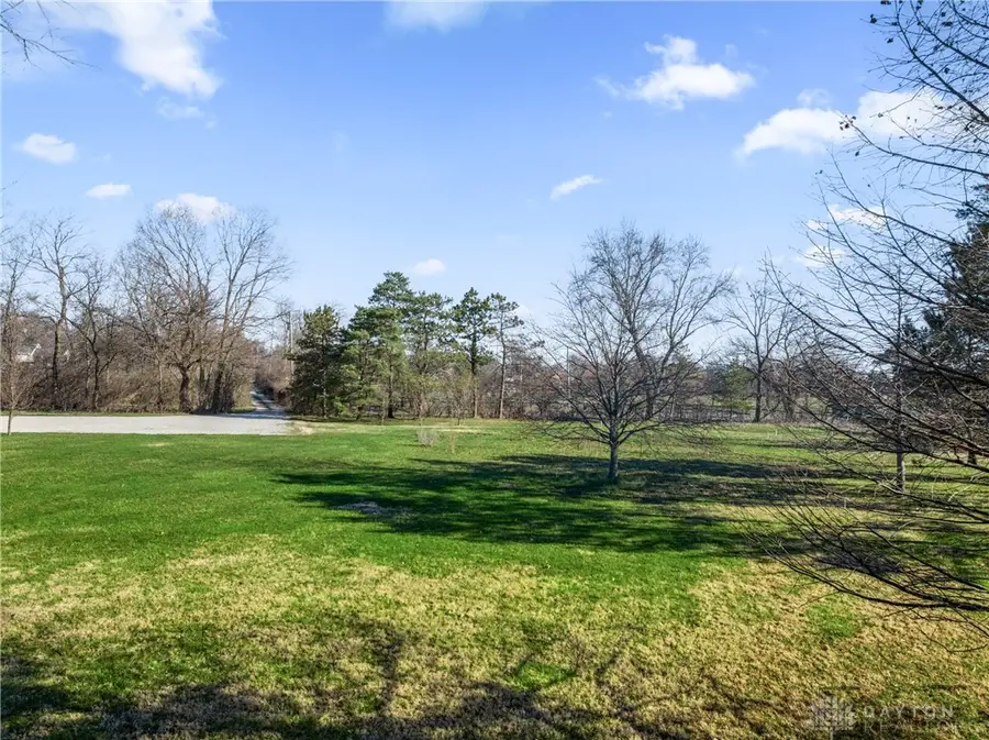 402 Wilson Park Drive, Miamisburg, OH 45342 - #3