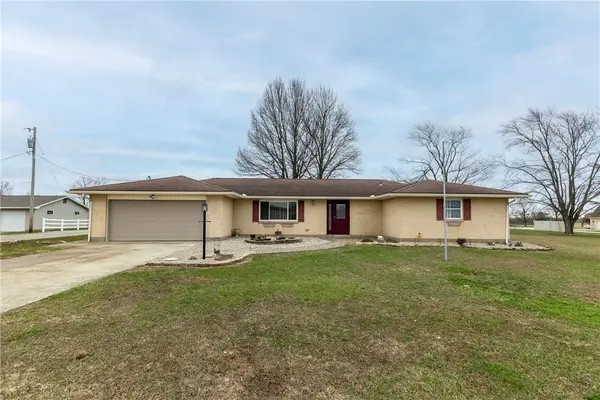5194 Heckathorn Road, Brookville, OH 45309