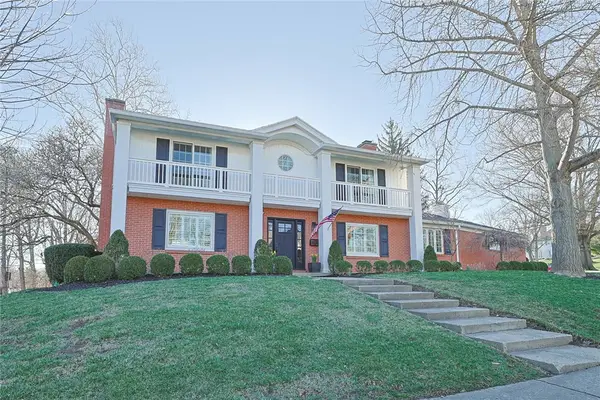 326 Maysfield Road, Oakwood, OH 45419