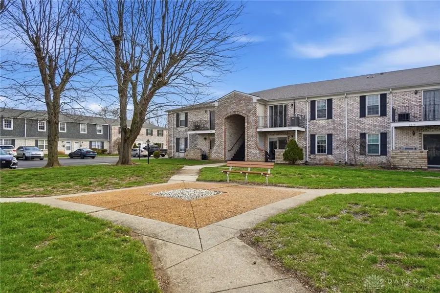 2281 Crew Circle, West Carrollton, OH 45439 - #3