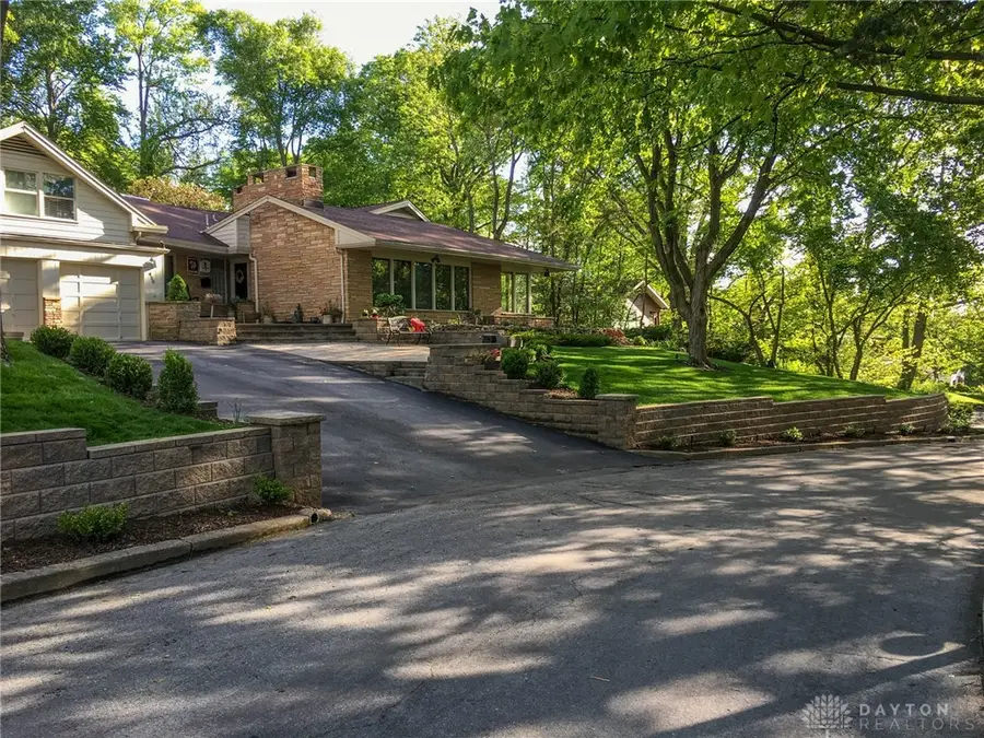 450 Ridgewood Avenue, Oakwood, OH 45409 - #2