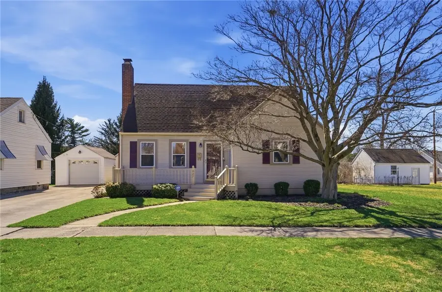 827 Snowhill Boulevard, Springfield, OH 45504 - #3