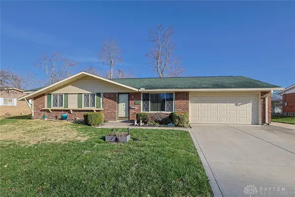 211 Katy Lane, Englewood, OH 45322