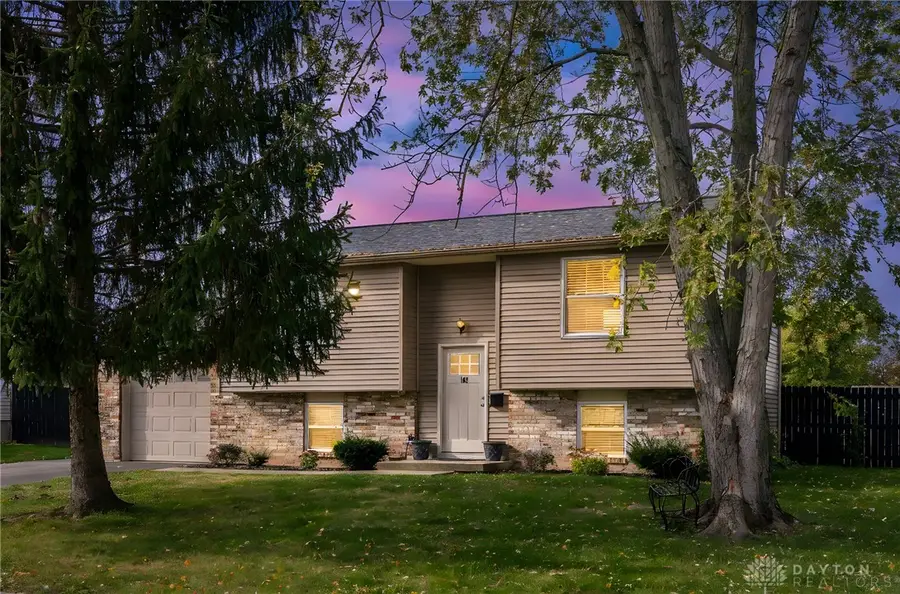 102 Calmont Farm Circle, Englewood, OH 45322 - #2