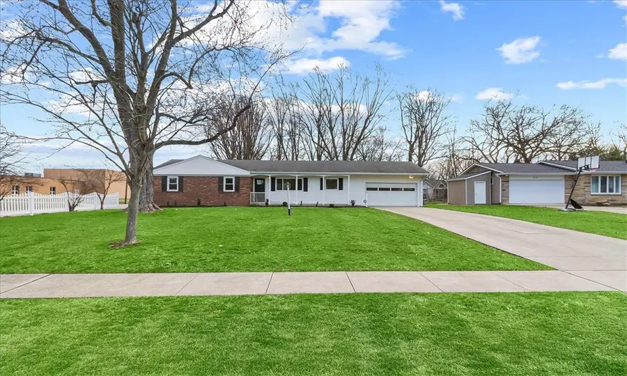 354 Hickory Drive, Marysville, OH 43040 - #2