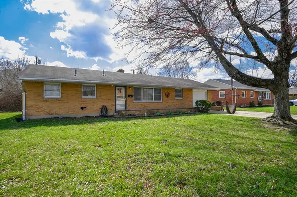 103 Charles Place, Englewood, OH 45322