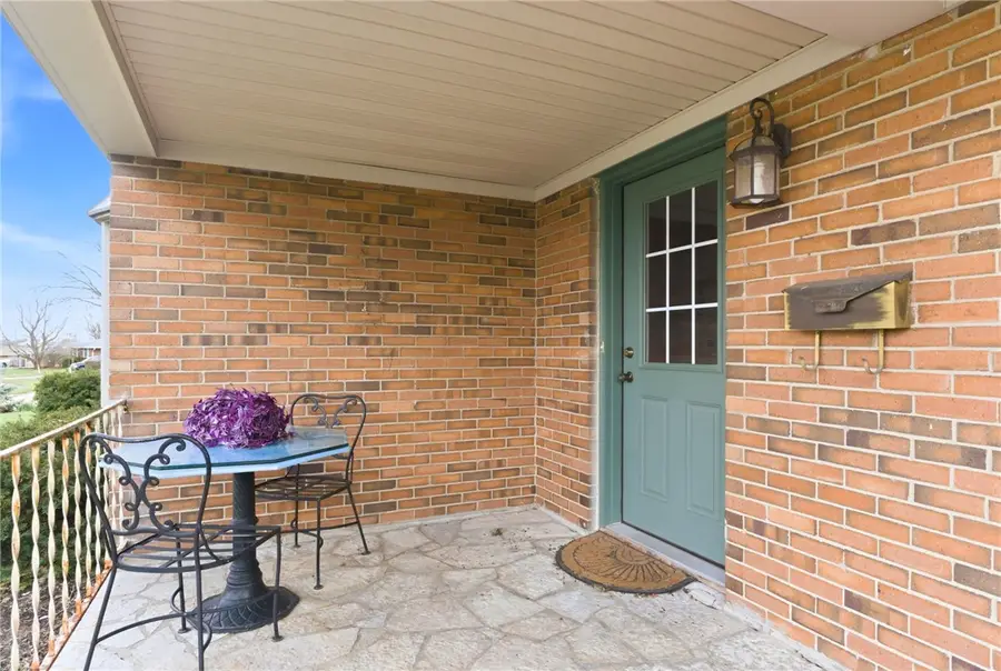 1108 Chateau Drive, Kettering, OH 45429 - #3