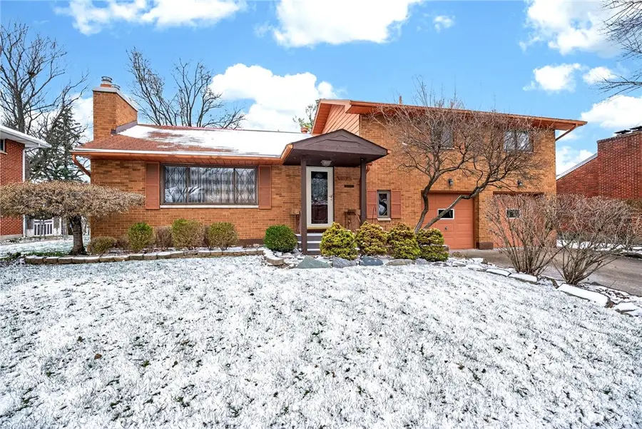 817 Lovetta Drive, Kettering, OH 45429 - #3