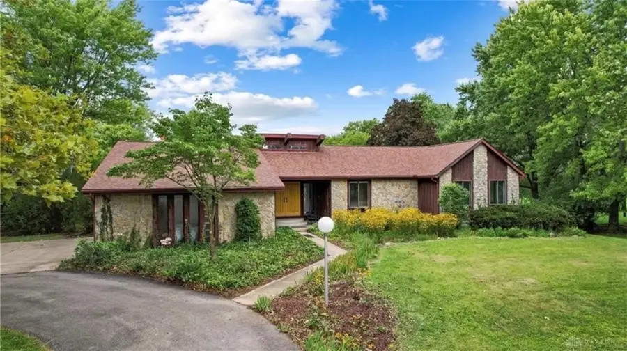 6725 Fishburg Road, Huber Heights, OH 45424 - #2