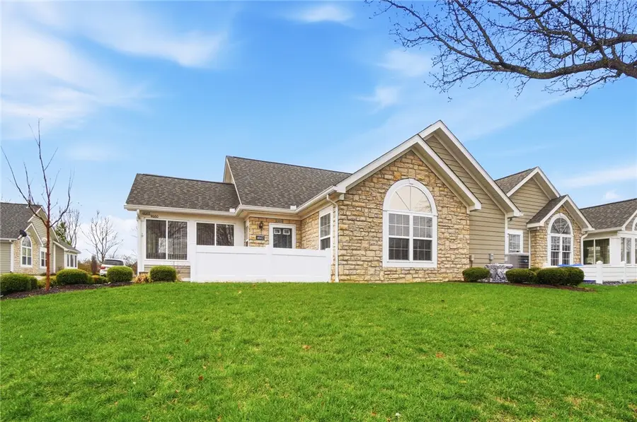 4662 Cobblestone Drive, Tipp City, OH 45371 - #2