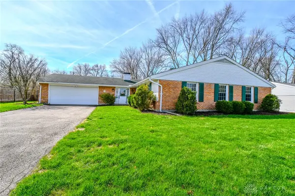 786 Hyde Park Drive, Washington Twp, OH 45429