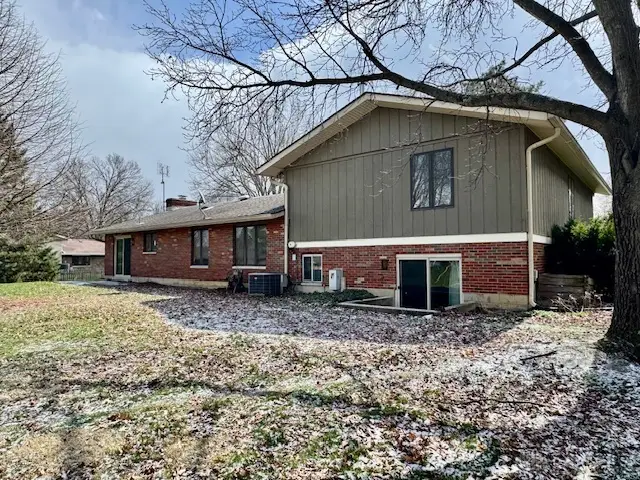 811 Lyncreek Drive, Centerville, OH 45458 - #3