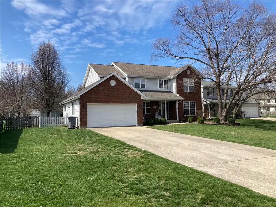 2882 Red Oak Circle, Troy, OH 45373 - #2