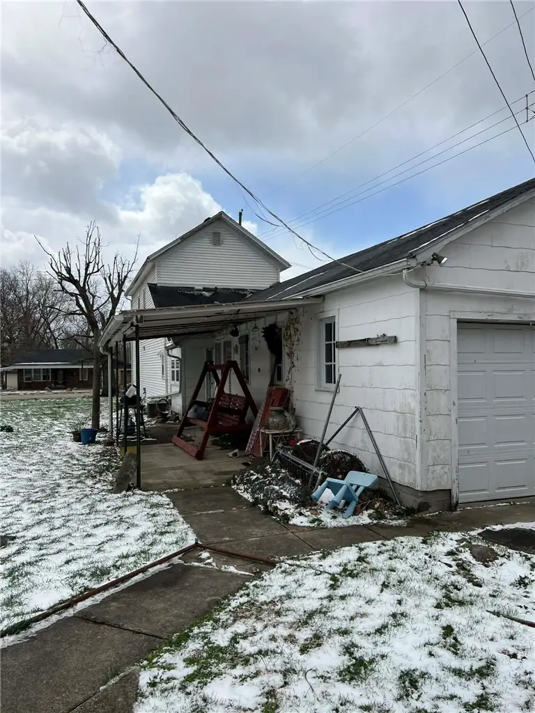 11 Dewey Street, West Alexandria, OH 45381 - #3