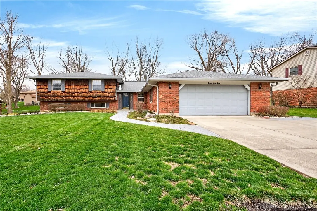 1547 Ambridge Road, Centerville, OH 45459 - #1