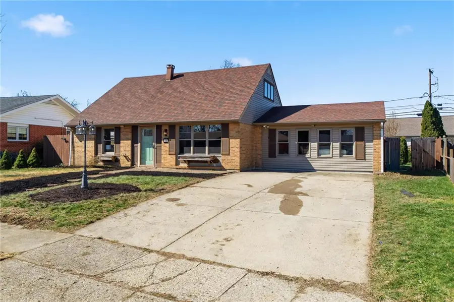 14 Laurelgrove Drive, Englewood, OH 45322 - #3