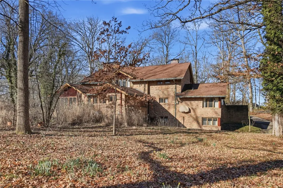 2438 Signal Hill Road, Springfield, OH 45504 - #1