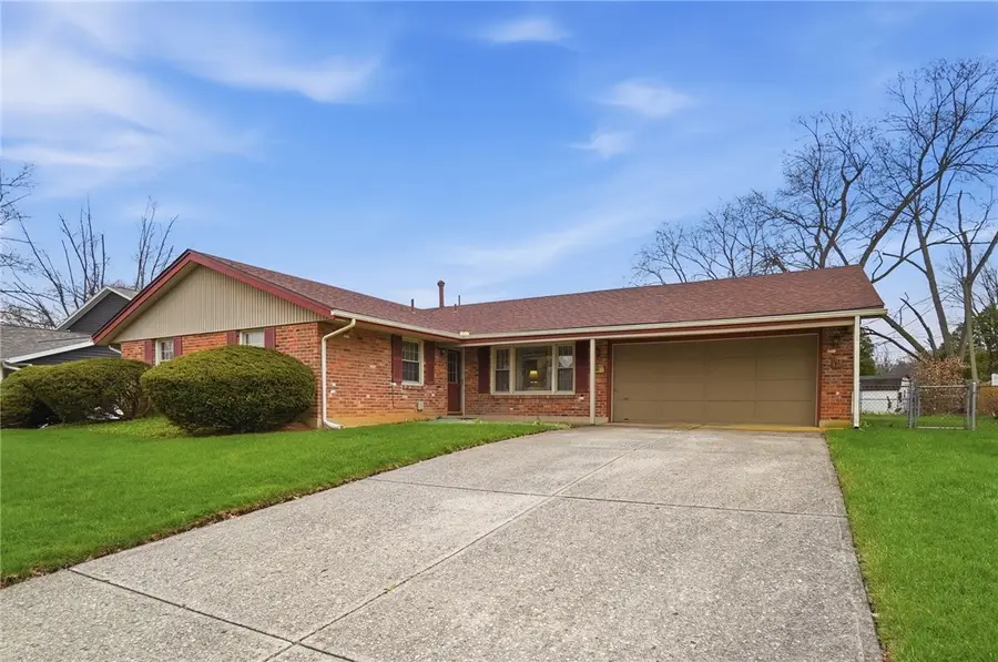 428 Cherrywood Dr., Fairborn, OH 45324 - #2