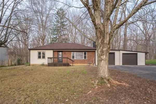 1073 Forest Drive, Beavercreek, OH 45434