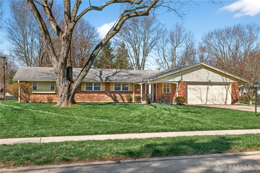 5907 Red Coach Road, Centerville, OH 45429 - #1