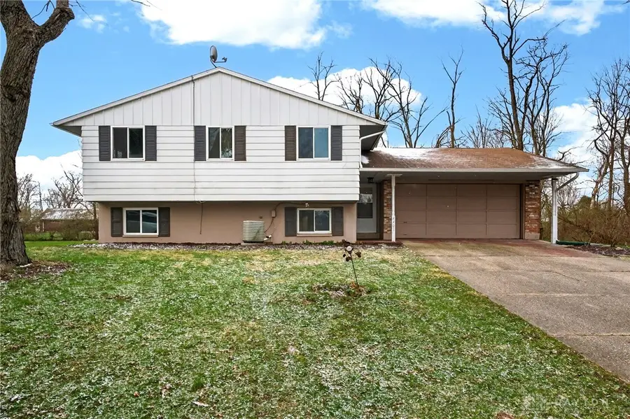 4401 Nowak Avenue, Huber Heights, OH 45424 - #3