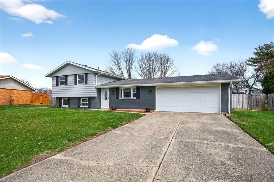 5221 Ottawa Drive, Fairborn, OH 45324 - #3