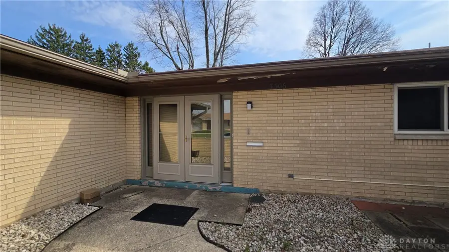 3306 Burgoyne Drive, Dayton, OH 45405 - #3